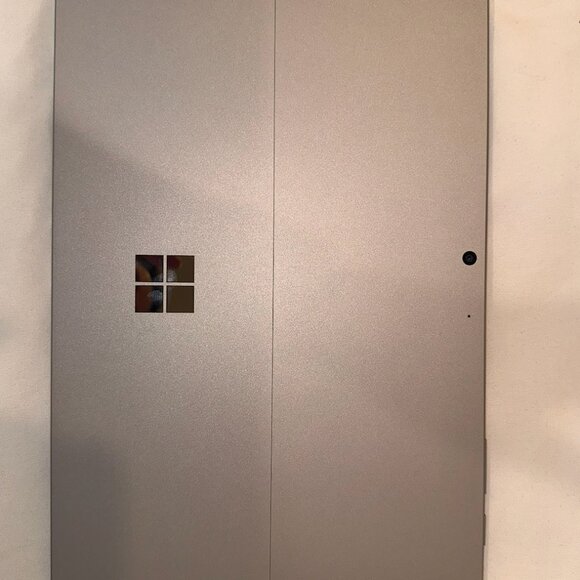 Refurbished NEW Microsoft Surface with attachable keyboard, pen, charger… - Picture 2 of 13